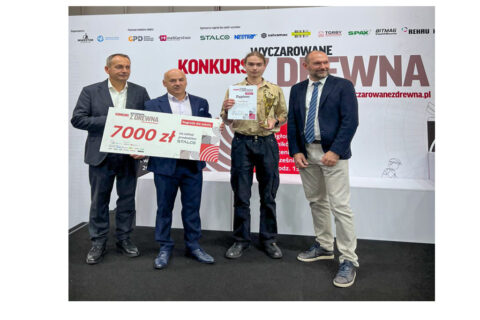 „Wyczarowane z drewna”